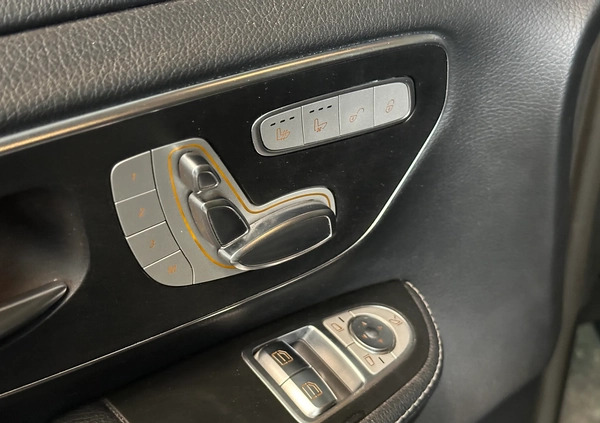Mercedes-Benz Klasa V cena 289900 przebieg: 102138, rok produkcji 2021 z Nowy Staw małe 407